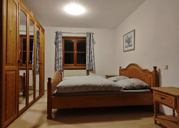 Ruhige Lage - Ust Ausweisbar - Netflix, Youtube Premium - Waschmaschinen, Wäschetrockner Apartment Otting (Traunstein)